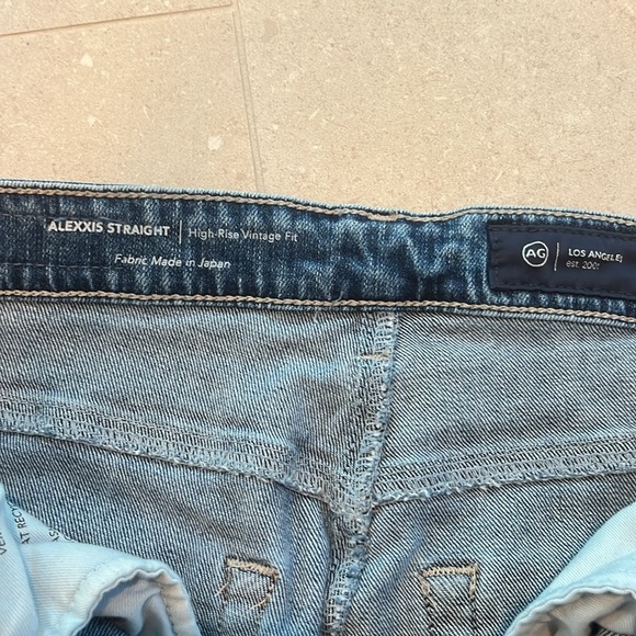 AG Alexxis Straight high-rise vintage fit jeans 26 - Picture 2 of 2
